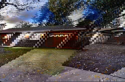 Foto 48 - The Rustic Retreat - Pet Friendly w/ Fenced Yard