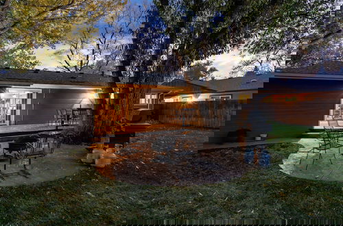 Foto 37 - The Rustic Retreat - Pet Friendly w/ Fenced Yard