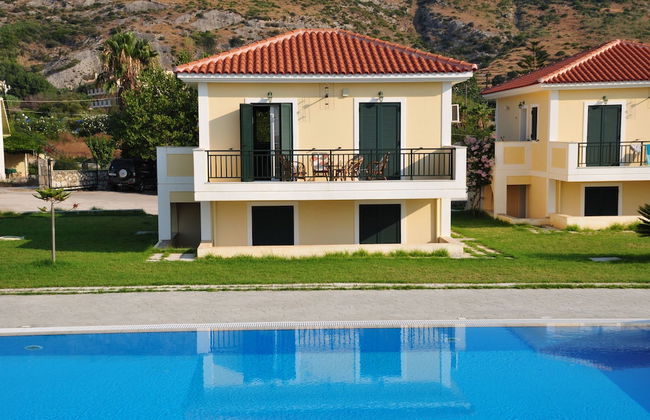 Captain's Villas - Photo 25