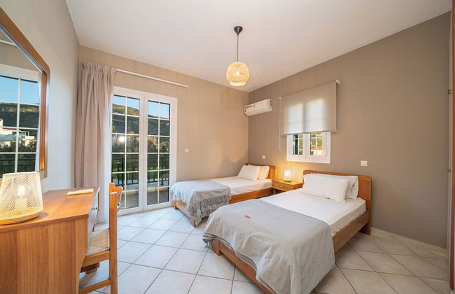 Captain's Villas - Photo 7