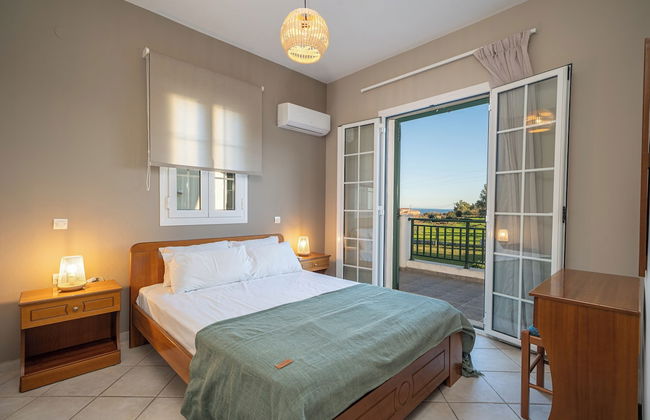 Captain's Villas - Photo 11