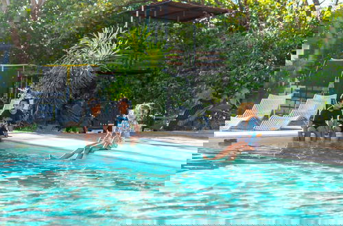 Foto 2 - Enchanting Jungle Villa Your Tropical Escape