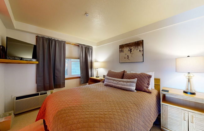 Torian Plum Condominiums - Foto 6