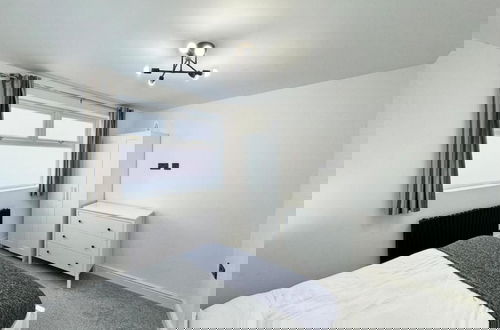 Foto 6 - 4 Guests - 2 Bedrooms - Parking - 9min City Centre