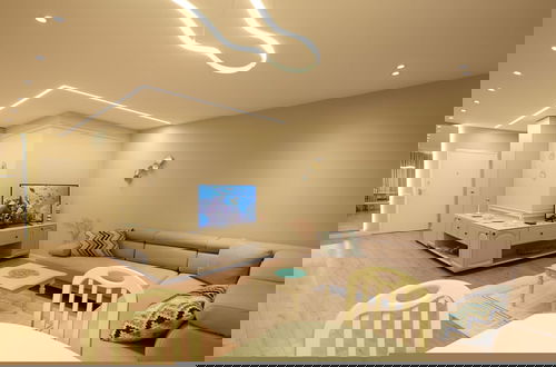 Foto 2 - Grandstay Apartments 005