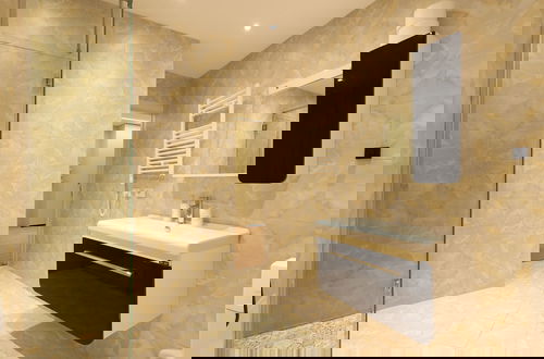 Foto 8 - Grandstay Apartments 005