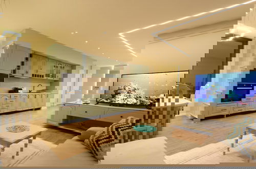Foto 1 - Grandstay Apartments 005