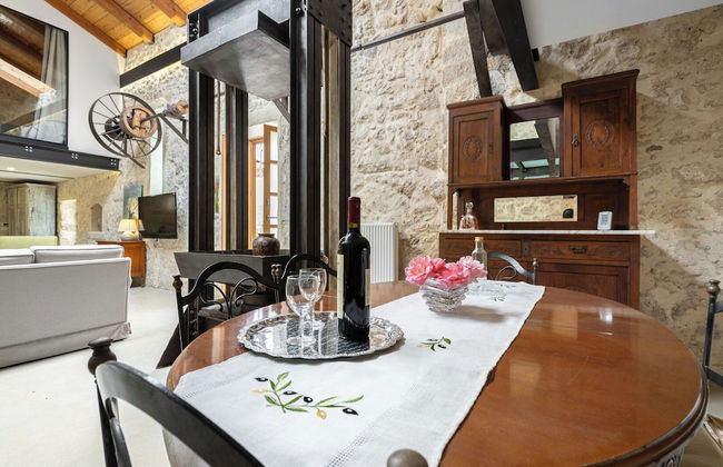The Olive Mill Loft - Photo 6