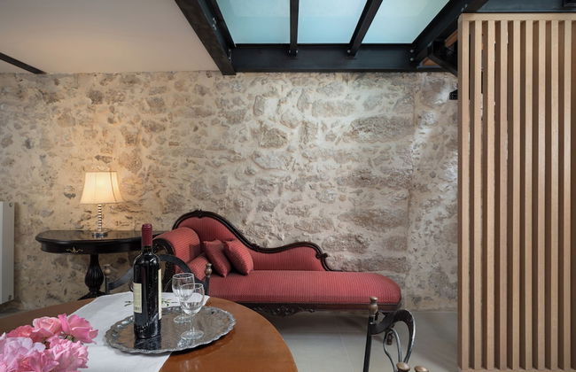 The Olive Mill Loft - Photo 15