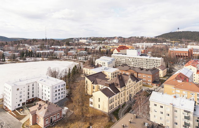 Historical 1BR Penthouse with Sauna - Foto 27