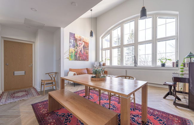 Historical 1BR Penthouse with Sauna - Foto 11