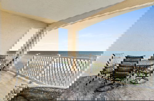 Foto 16 - New Luxury Ocean Front 3 Bedroom 2 Bath Condo Sleeps 8 Cinnamon Beach Resort