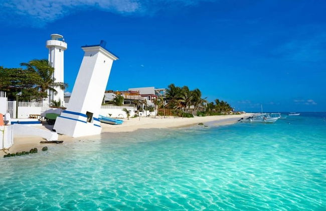Paradise Awaits in This Seaside Escape! - Foto 39