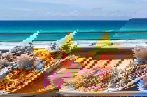 Foto 20 - Paradise Awaits in This Seaside Escape!