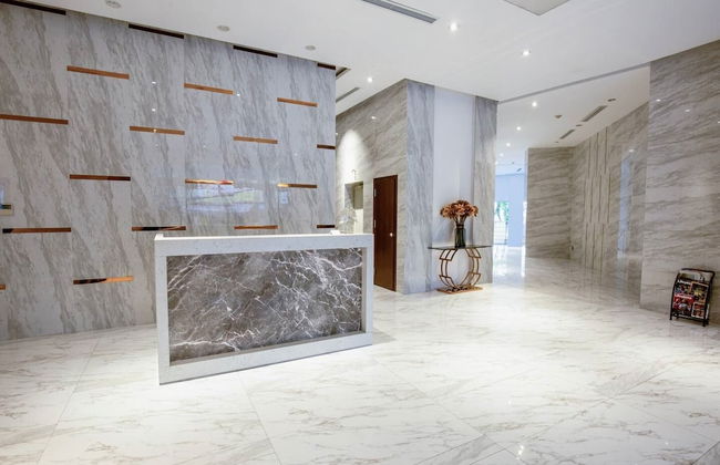 Skyline Tower - Service Apartments - Photo 2