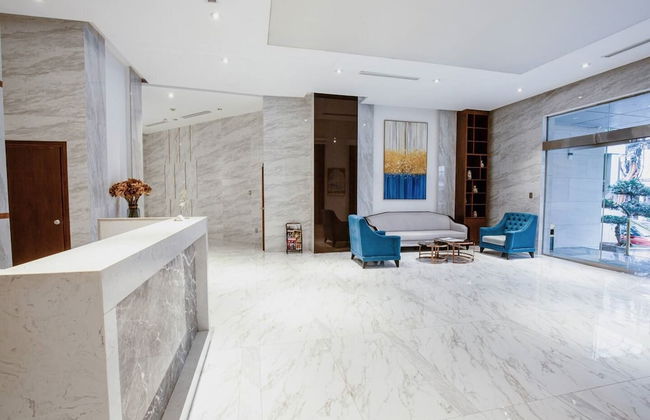 Skyline Tower - Service Apartments - Photo 3