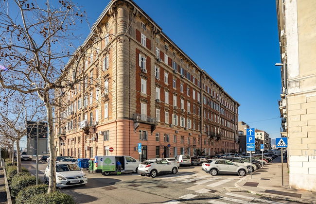Rijeka City Vibes Apartment - Foto 18