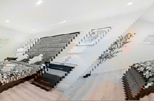 Foto 7 - Not Affected by the Fire/spacious Modern Retreat w Luxury Amenities & Style