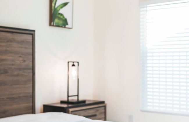 Not Affected by the Fire/spacious Modern Retreat w Luxury Amenities & Style - Foto 13