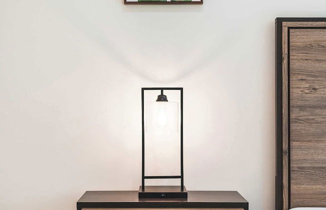 Not Affected by the Fire/spacious Modern Retreat w Luxury Amenities & Style - Foto 15