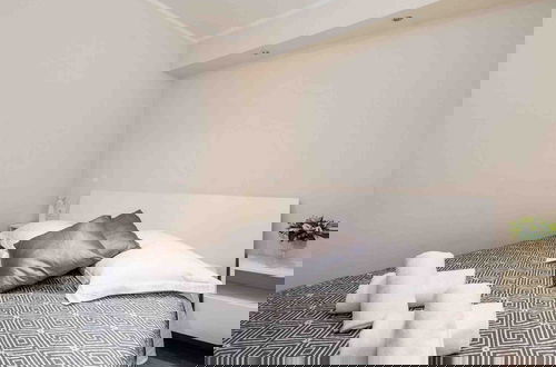 Foto 2 - Modern Comfort With Shared Pool & Lush Green Surroundings in Kastav