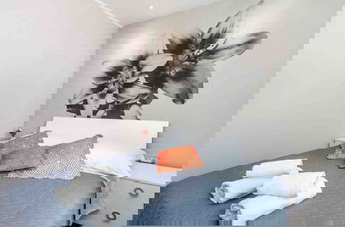 Foto 7 - Modern Comfort With Shared Pool & Lush Green Surroundings in Kastav