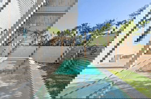 Photo 5 - Endless Summer by Avantstay Oceanview, Private Pool, Golf Cart