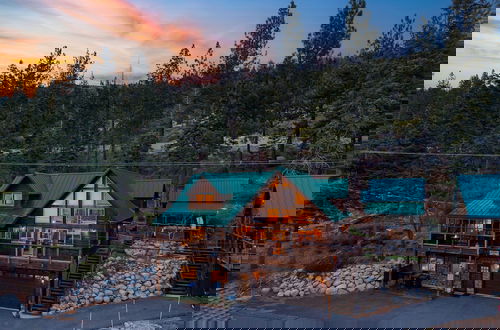 Foto 54 - Denton by Avantstay Hot Tub Enclosed Deck w Fire Pit Near Skiing Lake