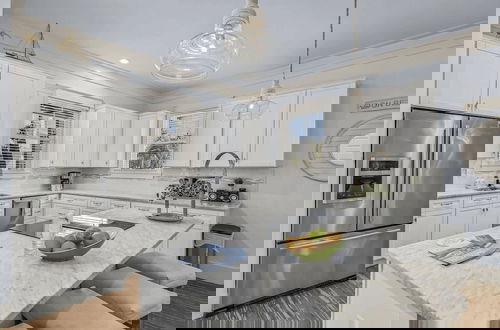 Foto 7 - Lunar Tides by Avantstay Grayton Pool Tennis Bikes