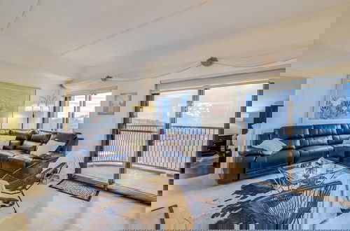 Photo 2 - BnB Hyperion - 2B Mountain Condo w Scenic Views