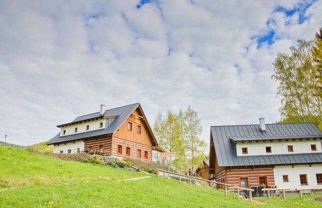 Inviting Villa With Warm Ambience - Foto 33