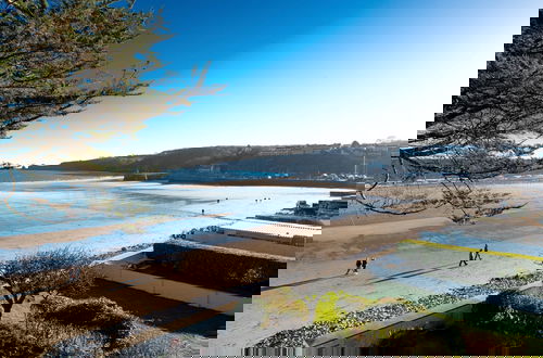 Photo 2 - 2 Beach Court - Direct Beach Access Sea Views