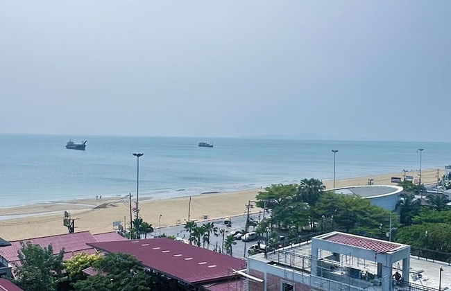 NEO SEA VIEW CONDO - Photo 9