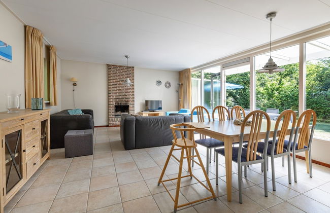 Bungalow in North Holland Near North Sea Coast - Foto 10