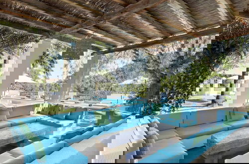 Foto 33 - Idyllic Villa With Swimming Pool