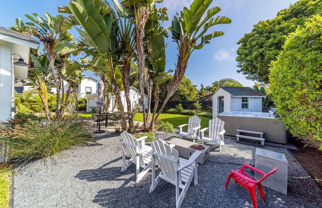 Coastal Palm Haven - With Hot Tub - Foto 5