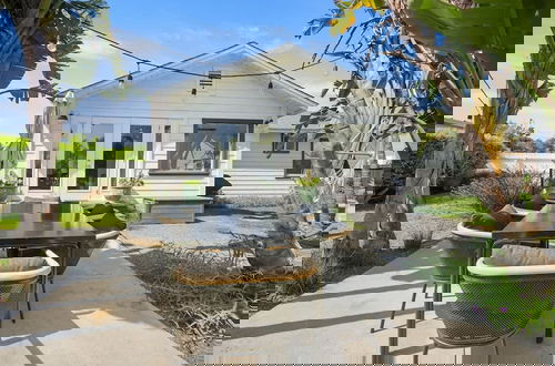 Foto 7 - Coastal Palm Haven - With Hot Tub