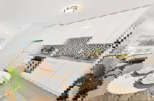 Photo 10 - Lovely Studio With Great Location Free Parking