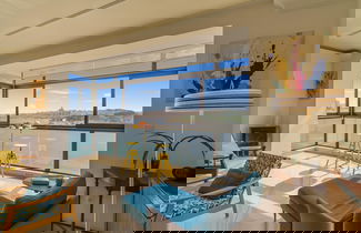 Photo 2 - Magnificent Sunny Seafront Apart Sliema