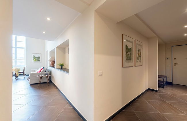 Beautiful Flat Next To Aquarium - Photo 22