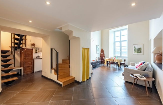 Beautiful Flat Next To Aquarium - Photo 23