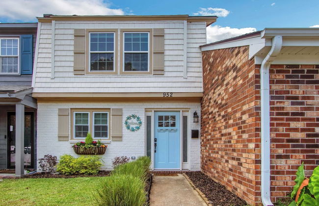Shem Creek Retreat by Avantstay 10 Mins to Downtown Charleston Yard + Patio - Foto 16