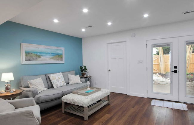 Shem Creek Retreat by Avantstay 10 Mins to Downtown Charleston Yard + Patio - Photo 6