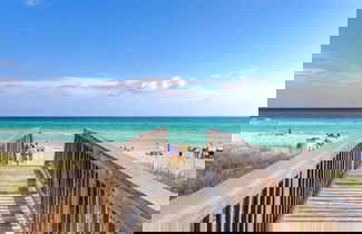 Foto 2 - Holiday House by Avantstay Oceanview Steps to Beach