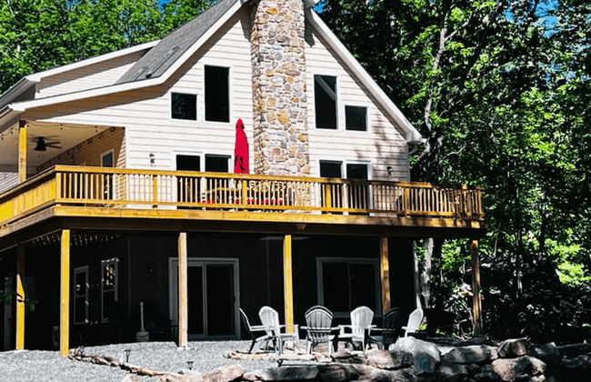 Bear Creek Bliss by Avantstay Sleeps 16 Game Room Deck Fire Pit - Foto 32