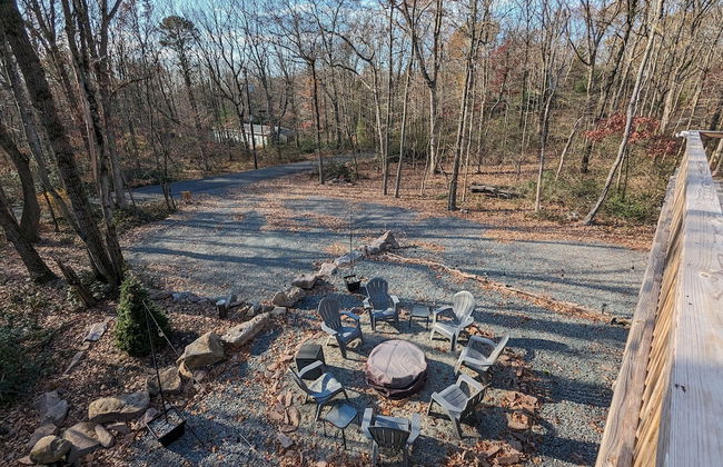 Bear Creek Bliss by Avantstay Sleeps 16 Game Room Deck Fire Pit - Foto 40