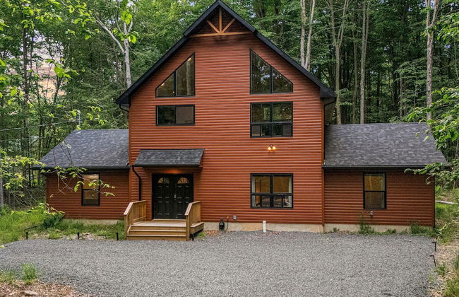 Happy Trails Chalet by Avantstay Sauna Deck Private Community Beach Access - Foto 1