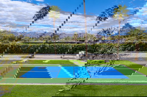 Foto 4 - Polo Villa 4 by Avantstay Features Outdoor Kitchen Pool Spa 260318 5 Bedrooms