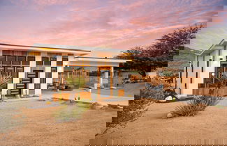 Foto 1 - Chicory by Avantstay Modern Desert Retreat w Hot Tub