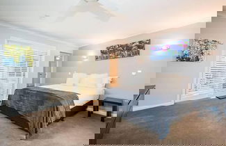 Photo 1 - 4 BDRM Pet Friendly Home 200m to Creek